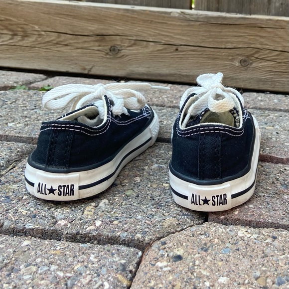 Converse All Star Chuck Taylor kids black, white lace up sneakers. Size 5. Use. - Picture 5 of 10